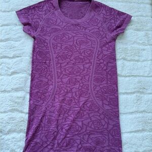 lululemon athletica Purple Short Sleeve Tee